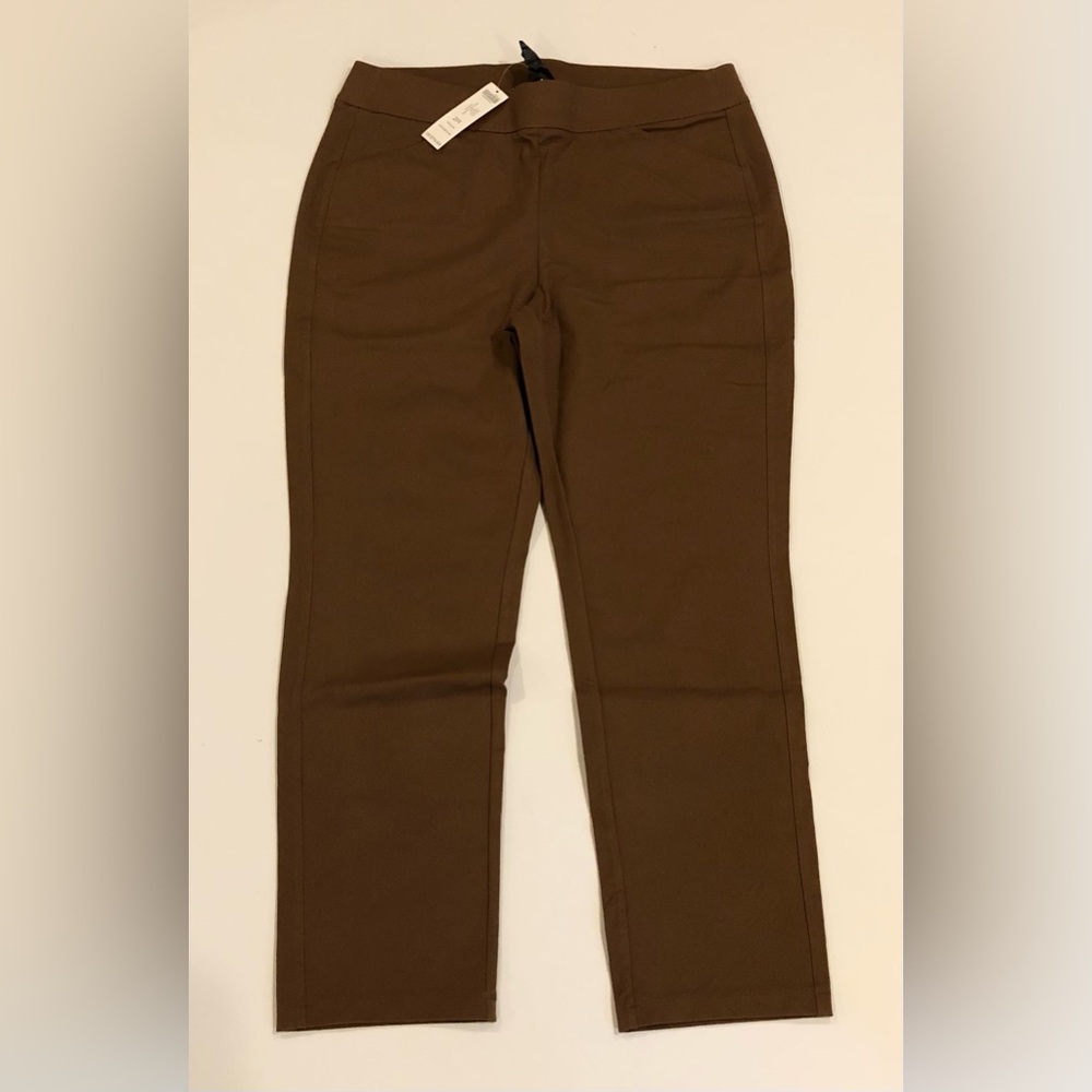 Chicos Womens Sz 2 US 12 Travelers Brown Crêpe Ankle Pant Straight Leg. New